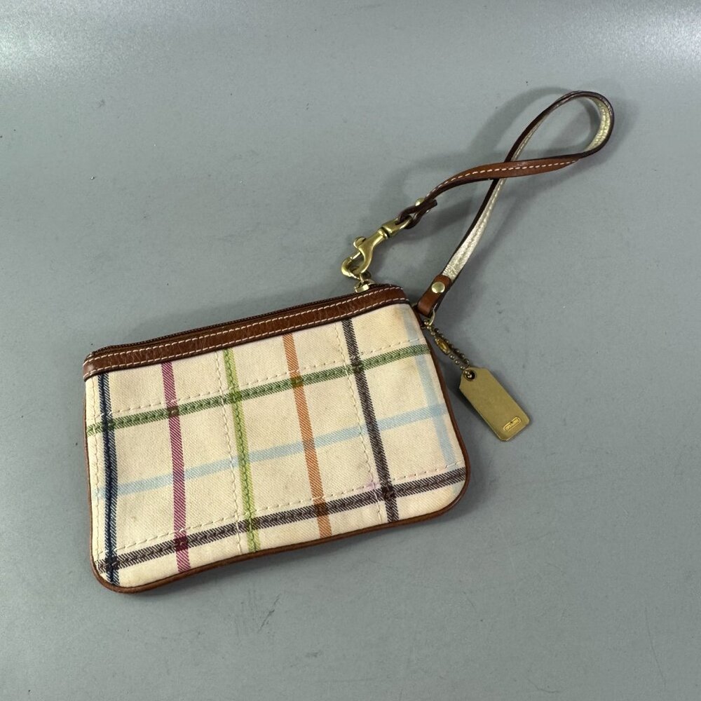 Coach Tattersall Wristlet 40990 Plaid Metallic handle Metal tag charm cream - Picture 6 of 15